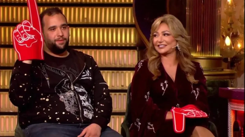 بعد تصدره الترند.. من هو ابن ليلى علوي؟ تصدرت الفنانة ليلى علوي ترند محرك البحث جوجل، وذلك بعد إعلان نجاح نجلها خالد في مشروع التخرج عبر حسابها