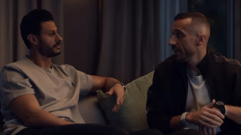 أبرزهم زيزو.. نجوم الأهلي في إعلان فيلم شوق المستشار تركي آل الشيخ، رئيس هيئة الترفيه السعودية، الجمهور لفيلم للفنانين أحمد عز وكريم عبد العزيز.إعلان فيلم ونشر تركي آل الشيخ الإعلا