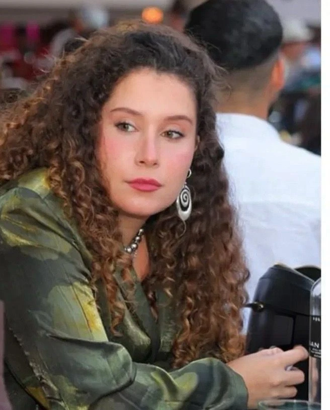 حداد تفوز بجائزة أفضل فيلم في مهرجان لوس أنجلوس العالمي افاق عربية - فازت المخرجة الأردنية غالية خالد حداد بجائزة لجنة التحكيم لأفضل فيلم في مهرجان العالمي في مدينة لوس أنجلوس، عن 