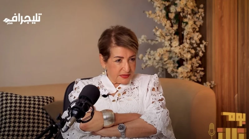 ليلى عز العرب.. بداية فنية متأخرة وحضور لافت فيديو على الرغم من بدايتها المتأخرة بعض الشيء، فقد تواجدت الفنانة ليلى عز العرب، على الساحة الفنية بقوة لسنوات عديدة، قدمت خلالها مجموع