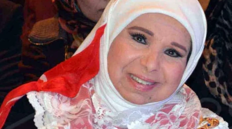 وقعت من على السلم.. مديحة حمدي تكشف تفاصيل حالتها الصحية (خاص) كشفت الفنانة مديحة حمدي، تفاصيل حالتها الصحية بعد سقوطها على سلم خلال مراسم عزاء