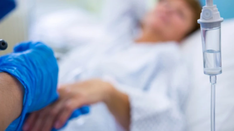 حقنة خاطئة تنهي حياة سيدة في مستشفى خاص ببني سويف شهدت محافظة بني سويف واقعة مؤلمة بعدما توفيت سيدة شابة تدعى شيماء.س، داخل أحد المستشفيات الخاصة عقب تلقيها حقنة خاطئة بعد الولادة