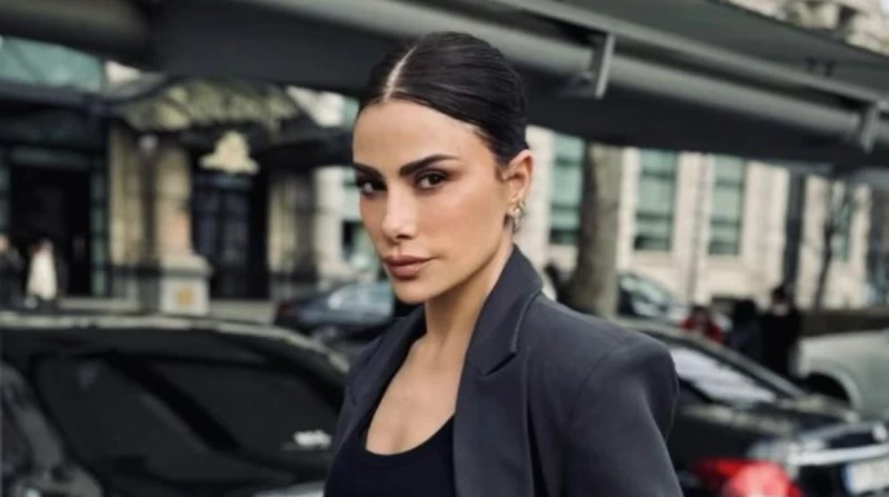 صبا مبارك توضح سبب غيابها عن الجزء الثاني من وتر حساس أعلنت الفنانة صبا مبارك اعتذارها عن عدم المشاركة في بطولة الجزء الثاني من مسلسل وتر حساس، الذي يجري التحضير له حاليا استعدادا