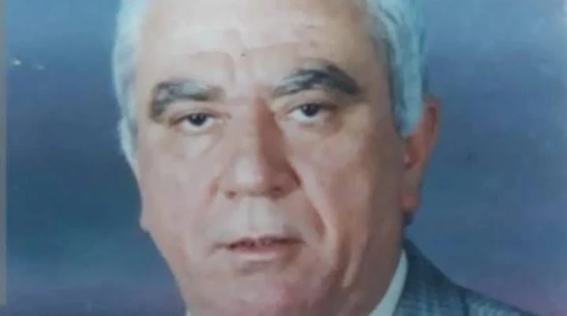 تمثيل الجريمة وحبس المتهمين.. قرارات جديدة في مقتل طبيب الغربية قررت جهات التحقيق بقسم شرطة أول طنطا، حبس المتهمين رضا. ا. ع عاطل، وزوجته نورا. ع. م ربة منزل، 4 أيام على ذمة التحقي