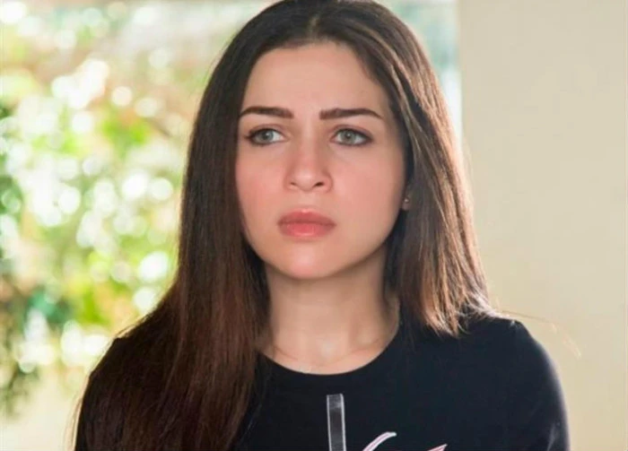 مي عز الدين توجه رسالة الى عبلة كامل افاق عربية - مع الظهور الأخير للفنانة عبلة كامل، على مواقع التواصل الاجتماعي، بعد نشر ابن شقيقها صورا حديثة لها، حرصت الفنانة مي عز الدين على ت