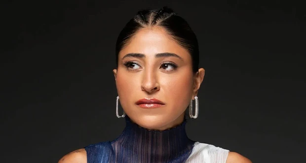 بعد توقيفها بقضية مخدرات.. محامي شجون الهاجري يحذر افاق عربية - بعد انتشار صورة الفنانة شجون الهاجري على مواقع التواصل الاجتماعي أثناء توقيفها من قبل