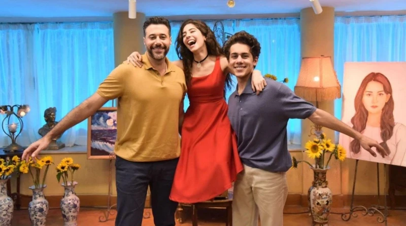 أحمد السعدني يظهر بشكل جديد بفيلم ولنا في الخيال حب يستعد الفنان أحمد السعدني لتقديم شخصية مختلفة عن أدواره السابقة، وذلك خلال فيلمه الجديد ولنا في