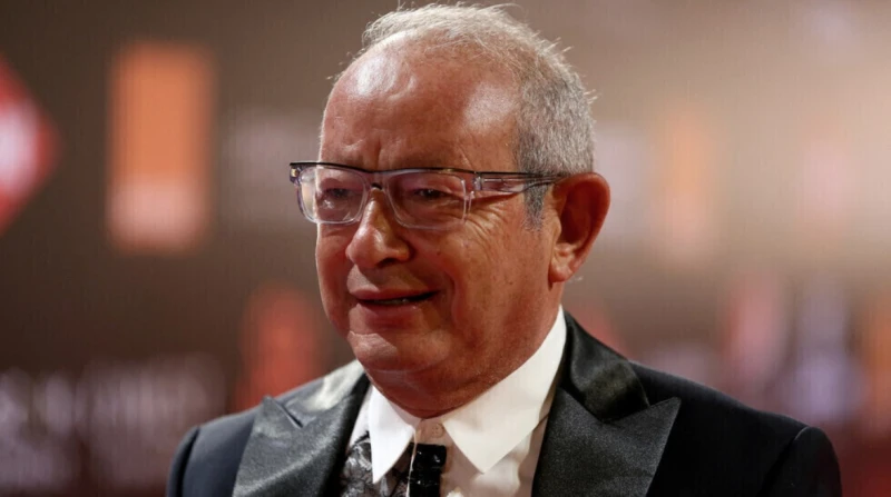 نجيب ساويرس يعود لقائمة أغنى 500 ملياردير في العالم عاد رجل الأعمال المصري نجيب ساويرس إلى دائرة الضوء العالمي بعد أن ارتفعت ثروته بنسبة 26 مقارنة بأدنى مستوياتها عام 2022، لتسجل ن
