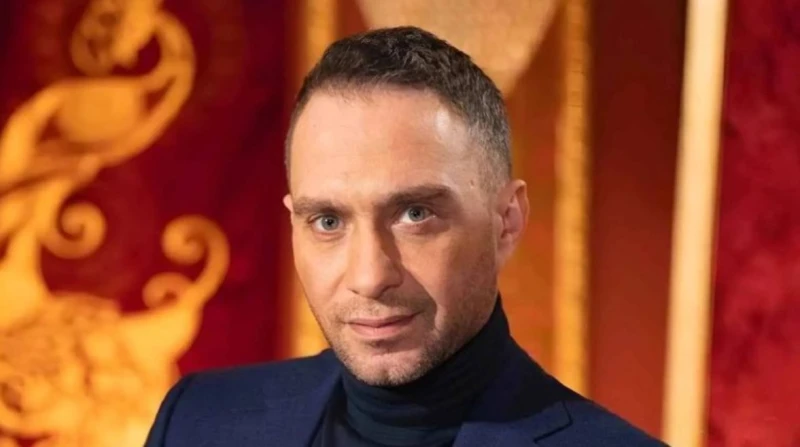 حسام حبيب للجمهور: أنتم سبب وقوفي على رجلي أعرب الفنان حسام حبيب عن سعادته باحتفال جمهوره بمناسبة عيد ميلاده، مؤكدا أنه السبب وراء عودته للغناء مرة أخرى عقب غياب.وقال حسام حبيب عبر