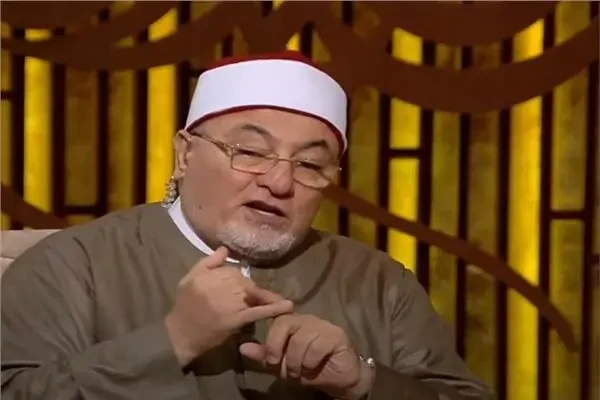 الجندي يحذر: لو بتحب الخير لنفسك.. أوعى تعلن عن النعمة قبل ما تحصل في زمن يفيض بالعرض العلني للتفاصيل الشخصية على وسائل التواصل الاجتماعي، يعيد بعض العلماء التذكير بأصل نبوي قديم ي