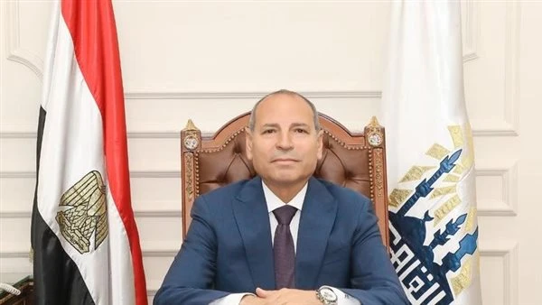 366 ساحة للصلاة.. توجيهات عاجلة من محافظ القاهرة لمديرية الأوقاف استعدادا للعيد شدد الدكتور ابراهيم صابر محافظ القاهرة على مديرية الأوقاف بالقيام بأعمال تطهير وتعقيم ونظافة الأماكن