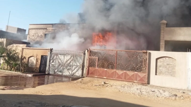 8 سيارات إطفاء تحاول السيطرة على حريق بمصنع مواد كيميائية في بدر شب حريق هائل منذ قليل في مصنع مواد كيميائية بمدينة بدر بالقاهرة، ودفعت الإدارة العامة للحماية المدنية بالقاهرة ب8 س