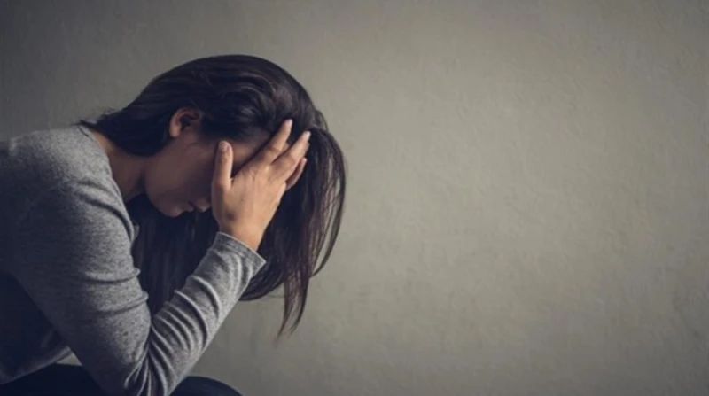 زهقت من الدنيا.. اعترافات صادمة لأم أنهت حياة أطفالها الثلاثة في واقعة مأساوية هزت منطقة الشروق بالقاهرة، كشفت أم متهمة بإنهاء حياة أطفالها الثلاثة تفاصيل صادمة عن الجريمة التي ارت