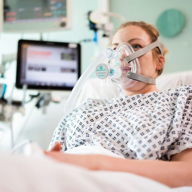 صرخة ضحية الإهمال.. مريضة تكشف عن خطأ طبي خطير على يد أستاذ جراحة شهير: طردني من العيادة وقال روحي التأمين 3 عمليات بسبب خطأ واحد.. رحلة مريضة مع الإهمال الطبي على يد أستاذ جامعي ش