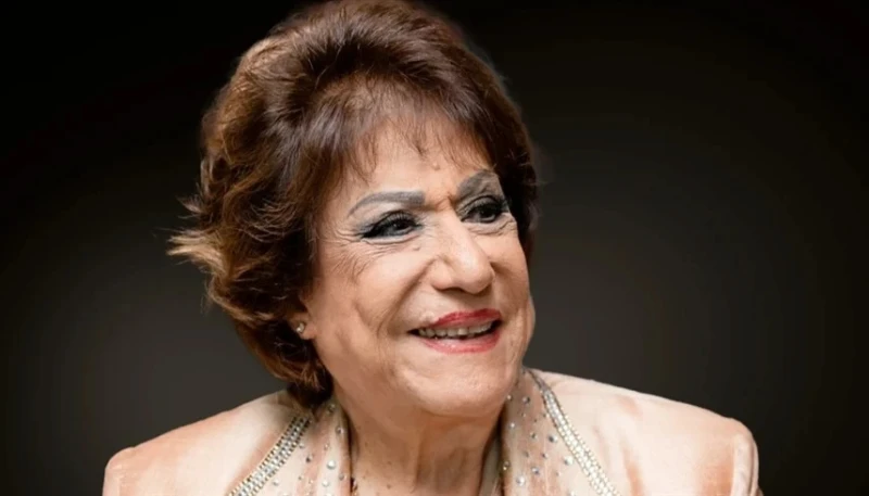 الموت يغيب سيدة المسرح العربي سميحة أيوب افاق عربية - غيب الموت صباح اليوم الثلاثاء، سيدة المسرح العربي الفنانة سميحة أيوب عن عمر 93 عاما، داخل