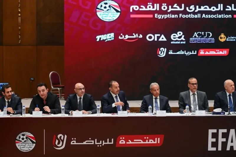 خلافات حادة وتوتر ملحوظ.. كواليس اجتماع الأندية مع اتحاد الكرة والرابطة خاص سادت أجواء من التوتر والخلاف داخل اجتماع الأندية المصرية مع اتحاد الكرة