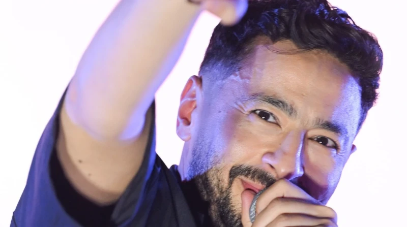 حمادة هلال يشعل أجواء الصيف بحفل جماهيري ضخم في نادي بتروسبورت (صور) أحيا النجم حمادة هلال واحدة من أبرز حفلات صيف 2025، داخل نادي بتروسبورت بالقاهرة الجديدة، وسط حضور جماهيري كبير