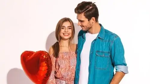 تصرف واحد من حبيبك بعد الزعل يكشف مدى حبه لك في كل علاقة، تأتي لحظات لا بد فيها من الخلاف أو سوء الفهم، حتى بين أكثر الأحبة تماسكا. في هذه اللحظات، يغلب على القلب الحيرة والتساؤل: 