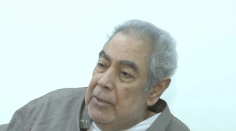 بعد تدهور حالته الصحية.. صبري عبدالمنعم يدخل العناية المركزة مجددا كشفت سهير عبدالمنعم، زوجة الفنان صبري عبدالمنعم، اليوم الأحد، دخوله العناية المركزة مرة أخرى، إثر تدهور حالته الص