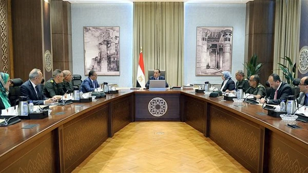 رئيس الوزراء يتابع الموقف التنفيذي لأعمال التغذية الكهربائية للدلتا الجديدة عقد الدكتور مصطفى مدبولي، رئيس مجلس الوزراء، اجتماعا، اليوم؛ لمتابعة الموقف التنفيذي الموقف التنفيذي للب