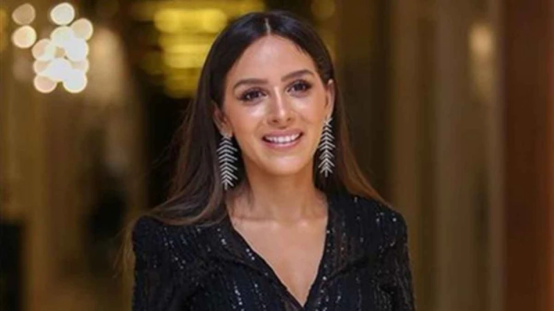 جميلة عوض تحتفل بالذكرى الأولى لزواجها افاق عربية - نشرت الفنانة جميلة عوض، على حسابها الخاص على إنستغرام مجموعة صور استعادت بها ذكريات زواجها من المونتير أحمد حافظ وتحضيرات يوم ال