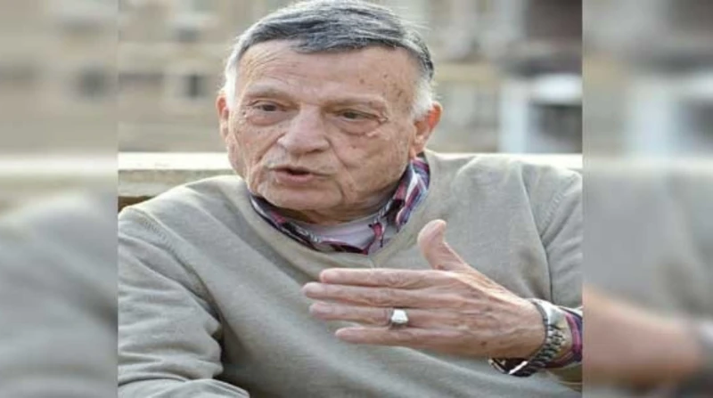 وفاة الكاتب الصحفي الكبير محمد عبد المنعم بعد صراع مع المرض أعلن الفنان تامر عبدالمنعم عبر صفحته الرسمية على فيسبوك، اليوم الثلاثاء، وفاة والده