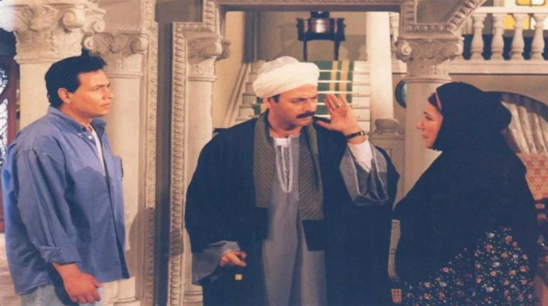 كانت سعيدة رغم الإرهاق.. محمد رياض يستعيد ذكريات تكريم سميحة أيوب كشف الفنان محمد رياض، تفاصيل تكريم الفنانة الراحلة سميحة أيوب، في مهرجان القومي للمسرح في دورته السابقة عام 2024.و