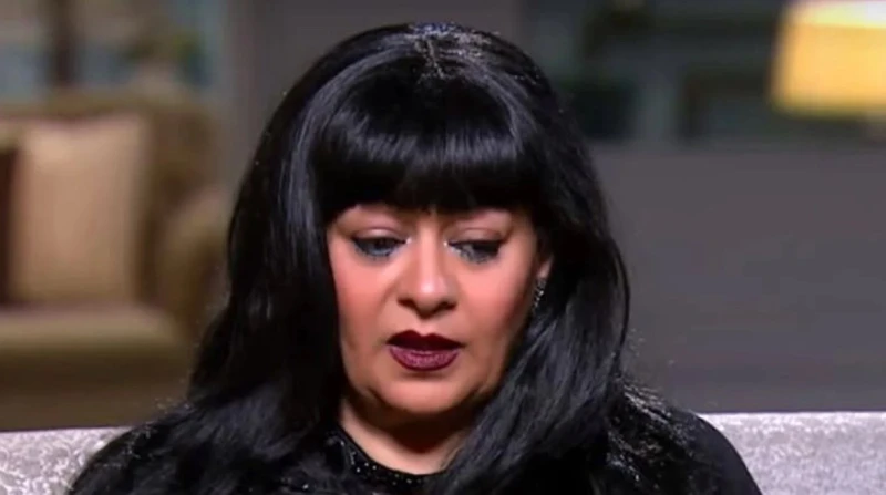 قلبوها تسول.. فريدة سيف النصر غاضبة من تيك توك: الحكومة فين؟ طالبت الفنانة فريدة سيف النصر، نقيب المهن التمثيلية الدكتور أشرف زكي، بالتدخل الفوري لمنع بعض الفنانين من الظهور في بث 