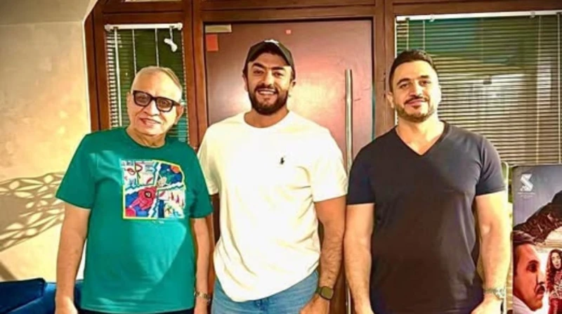 أحمد العوضي يتعاقد على فيلم البوب تعاقد الفنان أحمد العوضي، على فيلم جديد يحمل عنوان البوب، من إنتاج أحمد السبكي وكريم السبكي.ونشر أحمد العوضي عبر حسابه الرسمي على فيسبوك، صورة تجم