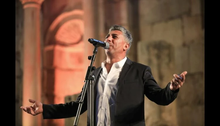 العبداللات نجم إفتتاح جرش 2025 افاق عربية - إختارت إدارة مهرجان جرش للثقافة والفنون، صوت الأردن الفنان عمر العبداللات، ليكون نجم حفل افتتاح دورة المهرجان التاسعة والثلاثين، وذلك يو