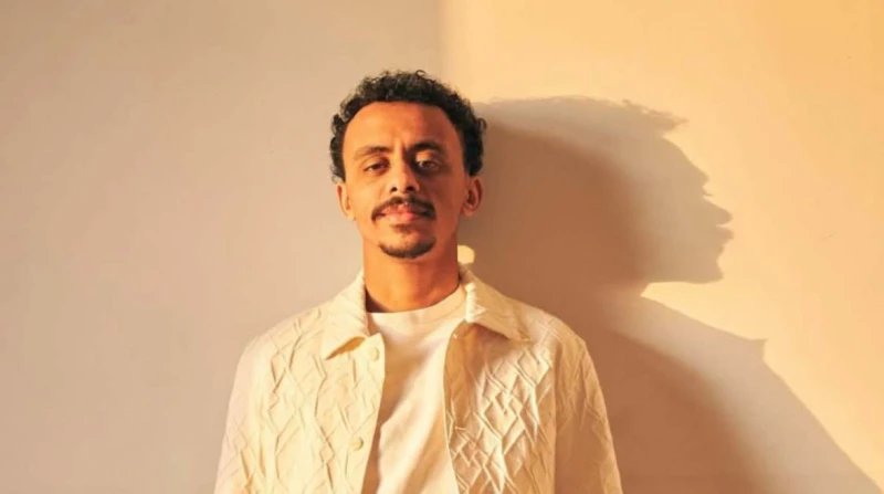 كزبرة يتعرض لموقف محرج.. ما علاقة شعبان عبدالرحيم؟ كشف مؤدي المهرجانات أحمد بحر الشهير ب كزبرة عن موقف محرج تعرض له عندما قارنه أحد الأشخاص بالفنان الشعبي الراحل شعبان عبدالرحيم.وق