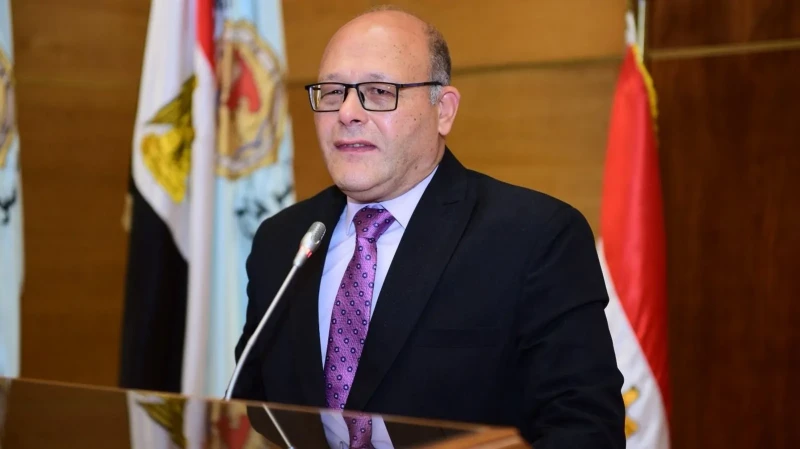 بعد نشر افاق عربية.. استياء داخل مجلس الوزراء والتعليم العالي من إهانة رئيس جامعة سوهاج ل أطباء قسم العظام أثارت واقعة الاعتداء اللفظي من قبل الدكتور حسن النعماني، رئيس جامعة سوهاج