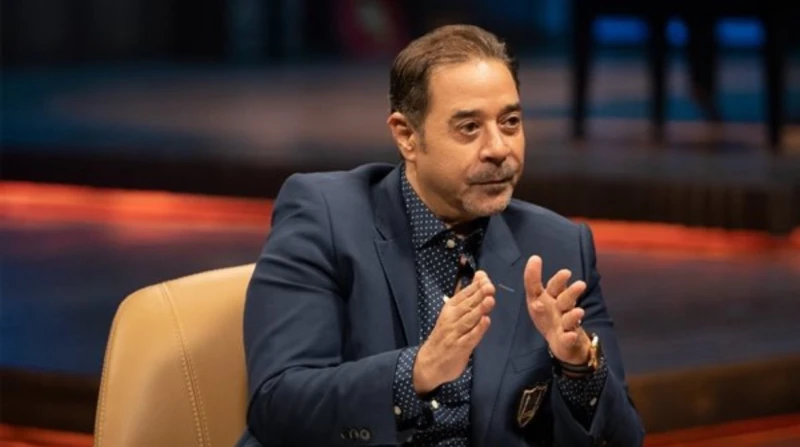 في هذا الموعد.. مدحت صالح يروج لحفله الغنائي بدار الأوبرا يستعد الفنان مدحت صالح لإحياء حفلا غنائيا، يوم 27 يونيو الجاري، على خشبة المسرح الكبير بدار الأوبرا المصرية.وروج مدحت صالح