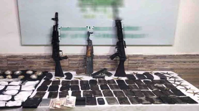 مصرع 4 عناصر إجرامية في تبادل لإطلاق النار مع شرطة أسيوط في ضربة أمنية جديدة موجهة ضد بؤر الإجرام، لقي 4 عناصر جنائية شديدة الخطورة، مصرعهم في تبادل لإطلاق النيران مع قوات الشرطة ب