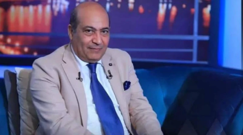 طارق الشناوي: ظهور الفنانين على تيك توك حرية شخصية (خاص) علق الناقد الفني طارق الشناوي على تصريحات الفنانة فريدة سيف النصر بمطالبتها بتدخل نقيب الممثلين الفنان أشرف زكي لمنع ظهور ا