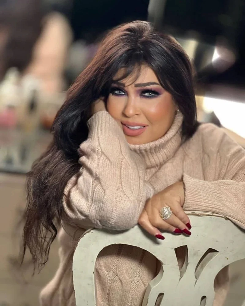 فيفي عبده تكشف حقيقة اعتزالها الرقص افاق عربية - كشفت الفنانة فيفي عبده حقيقة ما تم تداوله خلال الفترة الماضية على مواقع التواصل الاجتماعي عن اعتزالها الفن، مؤكدة أنها لا تفكر في ا