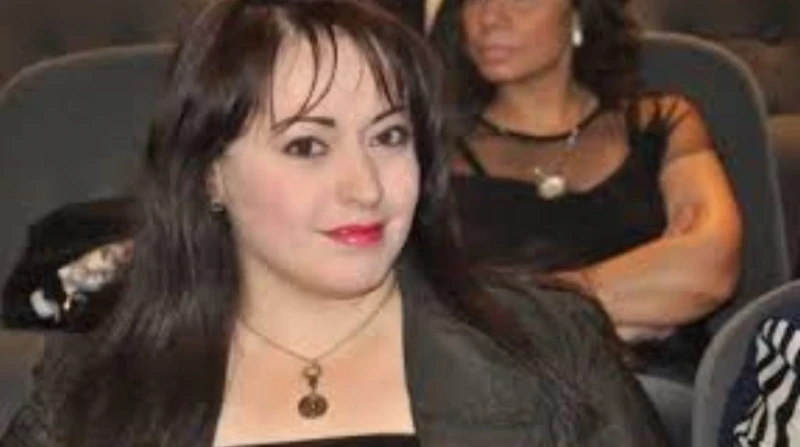 اليوم.. محاكمة المنتجة ليلى الشبح بتهمة سب الفنانة هند عاكف تنظر محكمة القاهرة الاقتصادية، اليوم الاثنين، محاكمة المنتجة ليلى الشبح في اتهامها بسب وقذف الفنانة هند عاكف في عزاء الف