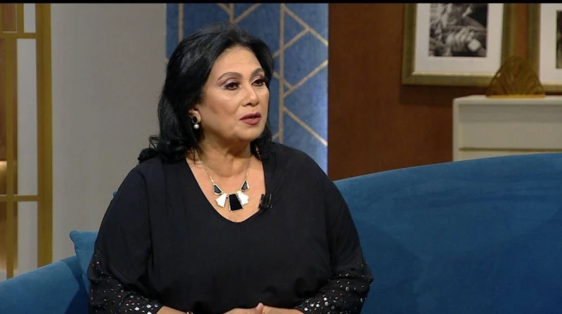 سلوى عثمان تكشف تفاصيل دورها في مملكة الحرير كشفت الفنانة سلوى عثمان، تفاصيل دورها في مسلسل مملكة الحرير بطولة الفنانين كريم محمود عبدالعزيز وأحمد