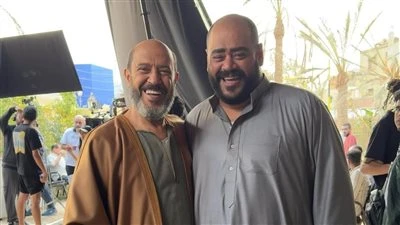 محمد ممدوح وأشرف عبد الباقي بالجلباب الصعيدي.. الصور الأولى من كواليس فيلم السادة الأفاضل -----