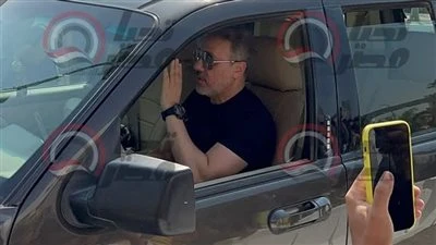 ايهاب فهمي ويسرا وإلهام شاهين.. نجوم الفن في جنازة سميحة أيوب حرص عدد كبير من نجوم الفن على حضور جنازة الفنانة سميحة أيوب، صاحبة لقب سيدة المسرح العربي والتي رحلت عن عالمنا في صباح