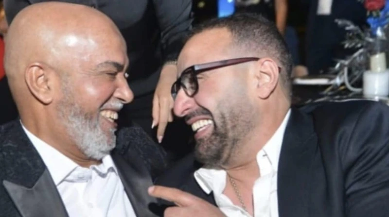 أحمد السقا: مقدرتش أدفن سليمان عيد ده أخويا وعشرة 26 سنة تحدث الفنان أحمد السقا بتأثر عن صديقه الراحل الفنان سليمان عيد، مشيرا إلى أنه عجز عن دفنه رغم أنه تعلم الدفن من جده عندما ك