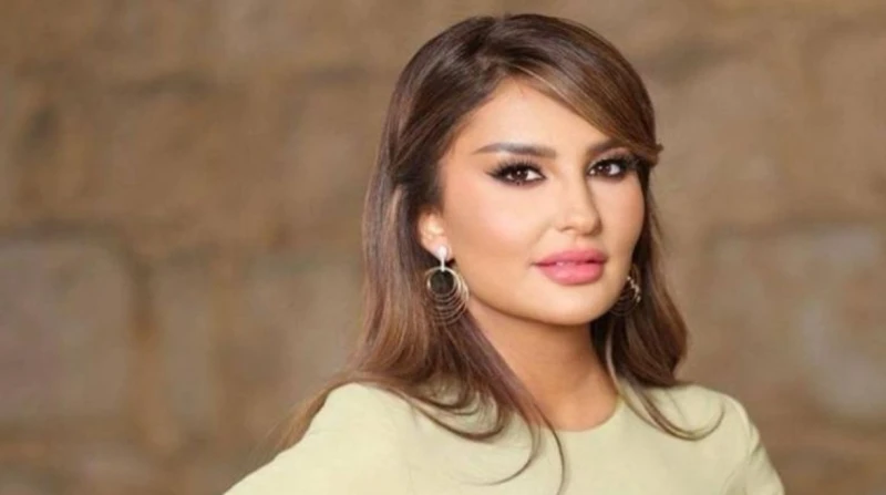 شذى حسون: الفنان يتأثر بالأوضاع السياسية تحدثت المطربة العراقية المغربية شذى حسون عن انعكاس الأوضاع السياسية في المنطقة على الحالة النفسية والإبداعية للفنانين، وذلك خلال تصريحاتها 