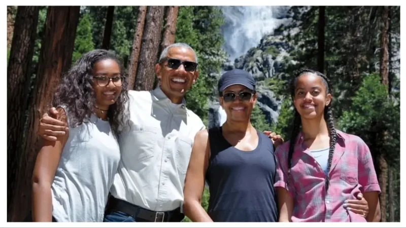 ميشيل أوباما: لو أنجبت ولدا لكان نسخة من باراك.. وكنت زعلت عليه في حديث صريح ومليء بالتجارب الإنسانية، عبرت ميشيل أوباما، السيدة الأولى السابقة للولايات المتحدة، عن امتنانها لكونها