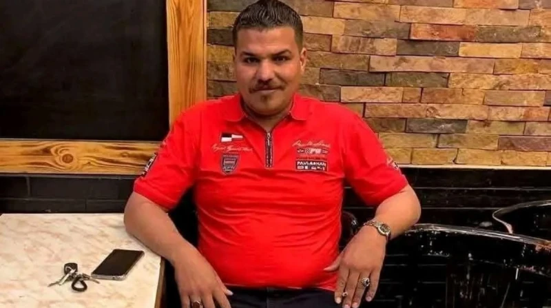 مشادة كلامية تنتهي بجريمة في بورسعيد.. والقبض على الجاني شهدت منطقة فاطمة الزهراء بحي الضواحي في محافظة بورسعيد، جريمة مأساوية بعد مصرع شاب وإصابة والده، إثر مشاجرة مع أحد الجيران،