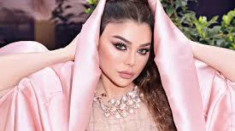 قرار جديد في دعوى هيفاء وهبي ضد نقيب الموسيقيين قررت الدائرة الثالثة للنقابات بمحكمة القضاء الإداري بمجلس الدولة، اليوم الأحد، تأجيل نظر الدعوى رقم 49062 لسنة 79 قضائية، المقامة من