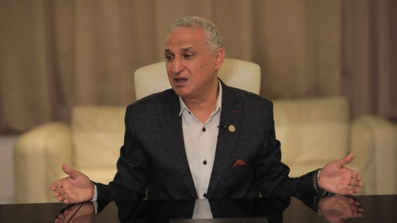 مجدي شاكر يكشف لافاق عربية كواليس تأجيل الافتتاح: المتحف الكبير جاهز من زمان.. بس بنستنى اللحظة الصح بينما كانت التوقعات تشير إلى قرب افتتاح المتحف المصري الكبير، فوجئ الجمهور بقرا