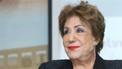 وزير الثقافة ينعي الفنانة القديرة سميحة أيوب: فنانة متفردة أعطت للفن حياتها نعى الدكتور أحمد فؤاد هنو وزير الثقافة، سيدة المسرح العربي الفنانة القديرة سميحة أيوب، التي رحلت عن عالم