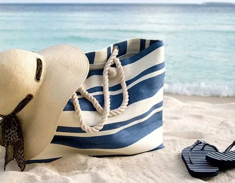 أمين الفتوى يوضح آداب المصيف وأدعية نبوية في أوقات الشدة أوضح الدكتور هشام ربيع، أمين الفتوى بدار الإفتاء المصرية، مجموعة من الآداب والأخلاقيات التي ينبغي مراعاتها أثناء قضاء الإجا