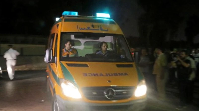 ونش ينهي حياة سيدة داخل سيارتها على طريق الأوتوستراد لقيت سيدة مصرعها داخل سيارتها، بعدما سقط عليها ونش على طريق الأوتوستراد في اتجاه حلوان بمنطقة شق الثعبان بمحافظة القاهرة.ونش ين