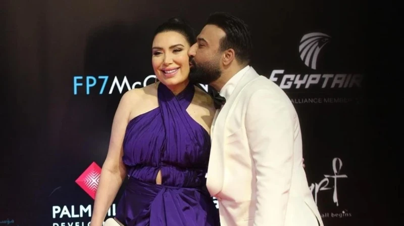 عقب انفصالهما رسميا.. من هو المحامي أيمن البياع طليق عبير صبري؟ تصدر اسم الفنانة عبير صبري محركات البحث خلال الساعات الأخيرة ليس لدور فني بارز في أعمالها، ولكن لإعلانها انفصالها عن